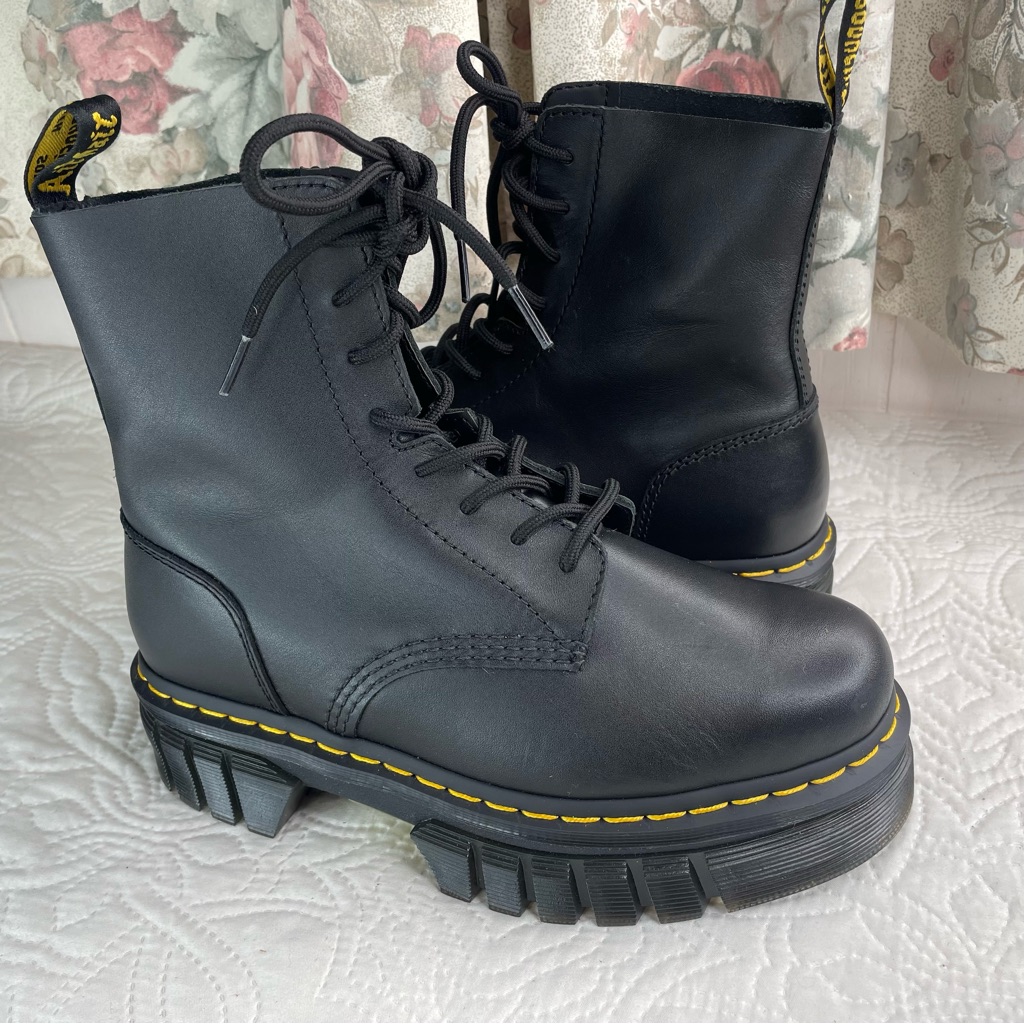 Dr Martens Women Boots Audrick 8 Eye Platform Black Leather